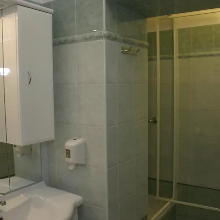 Kucko Panzio Apartament Győr